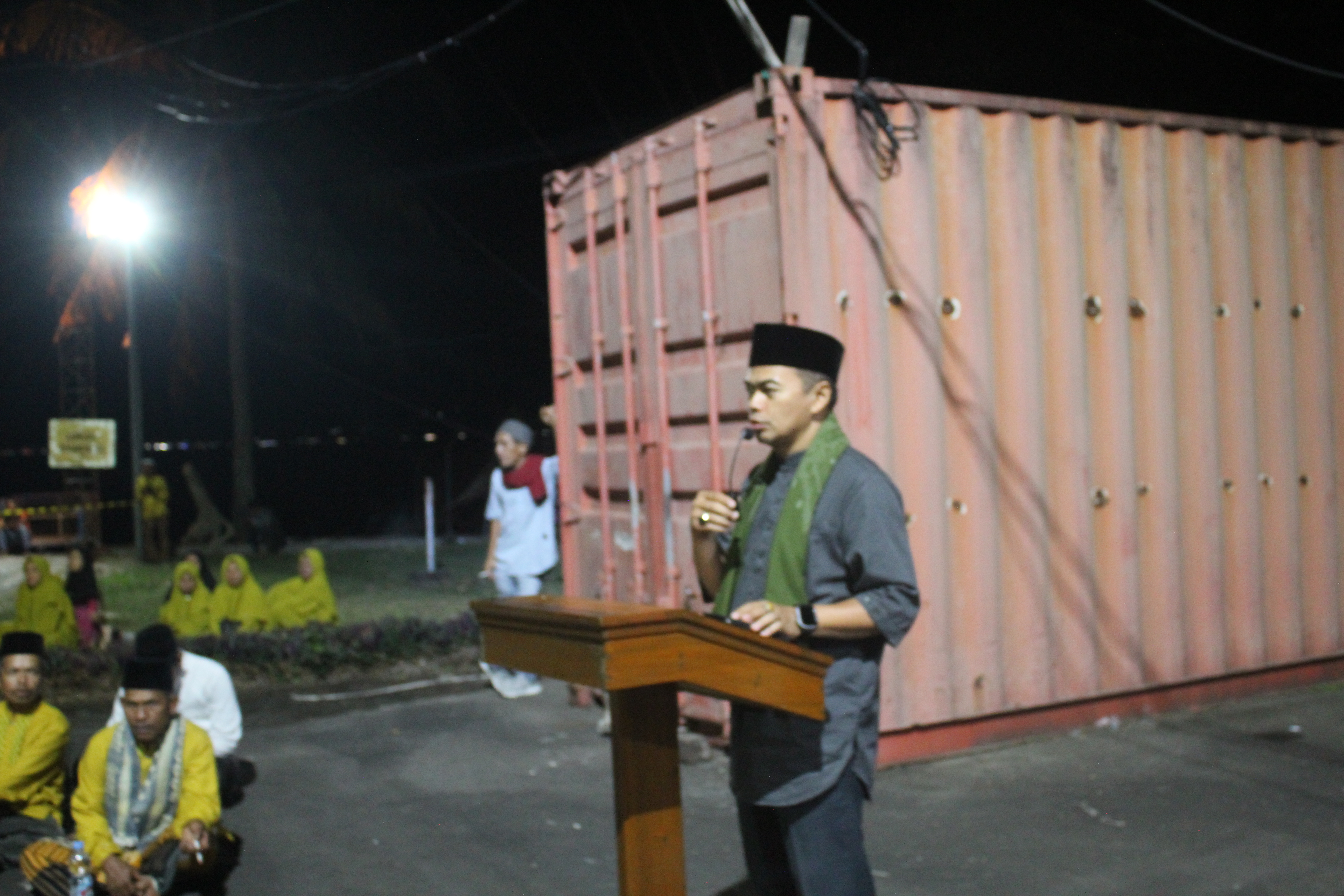 Pawai obor dan tolak bala bersama warga nagari Guguak malalo